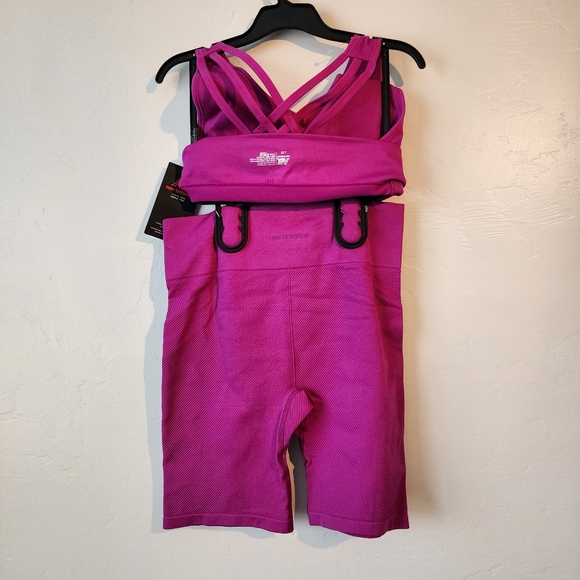 2 Pc Womens Workout set New Balance crop sports bra and biker short purple Sz L - Picture 4 of 10